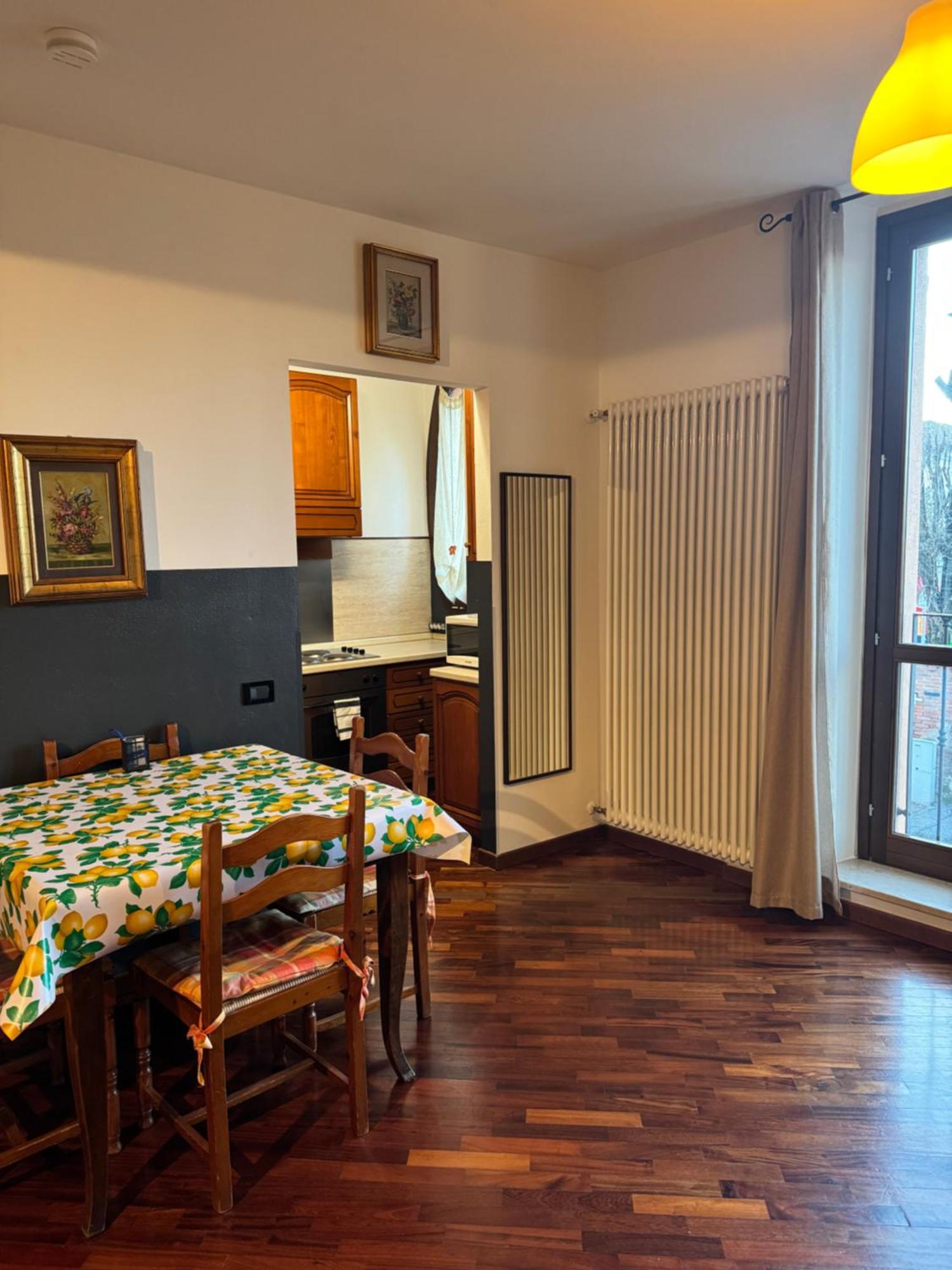 Ampio Monolocale Apartman Brescia megye Kültér fotó